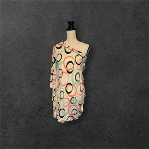 Women’s Off The Shoulder One Armed Drape Dress L/XL Multicolor Rings White